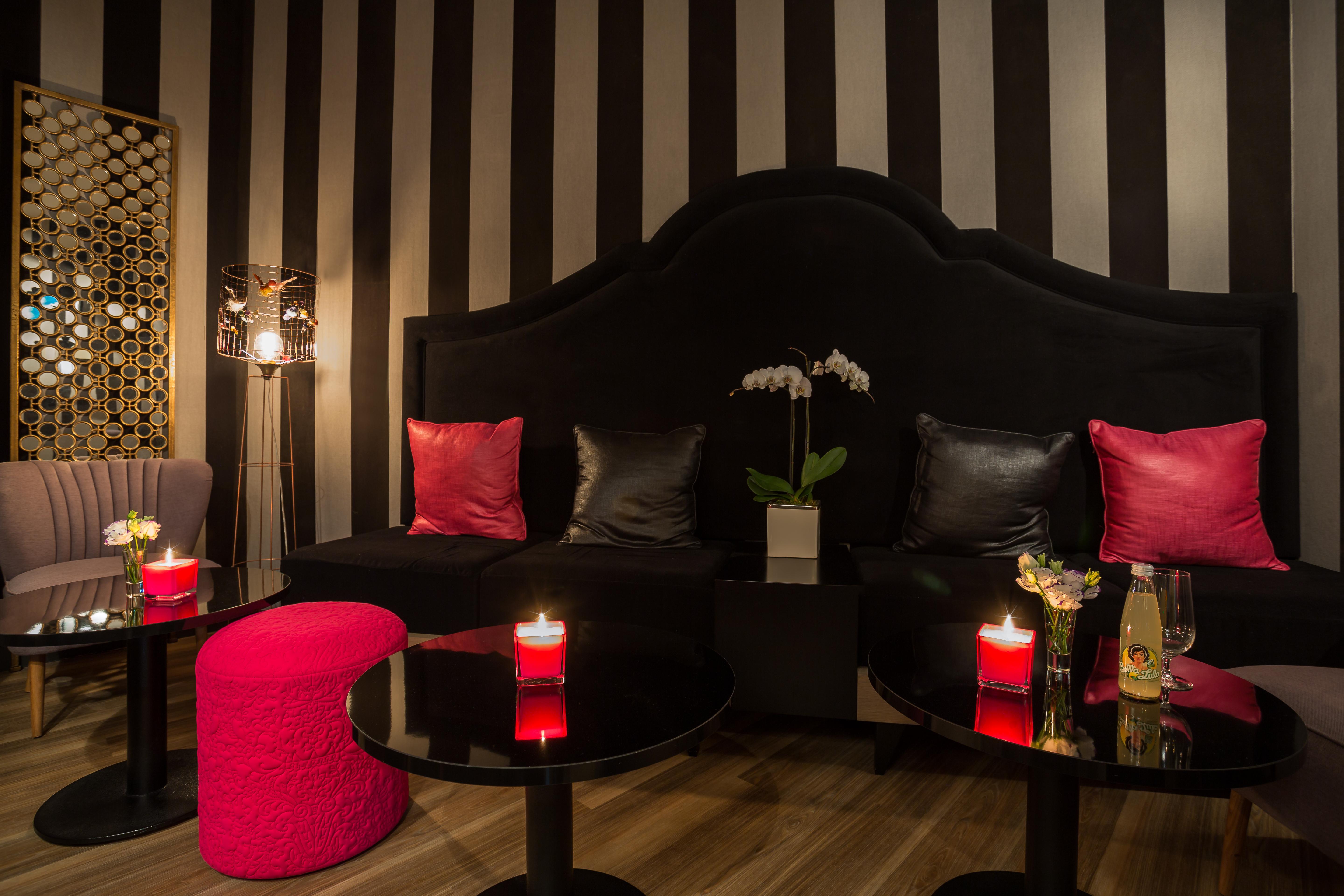 Hotel La Parizienne Eksteriør bilde